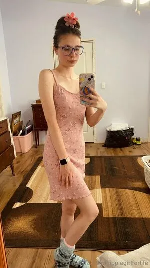 Hippiegirlforlife OnlyFans Leaked Free Thumbnail Picture - #2VdJIb3YD8