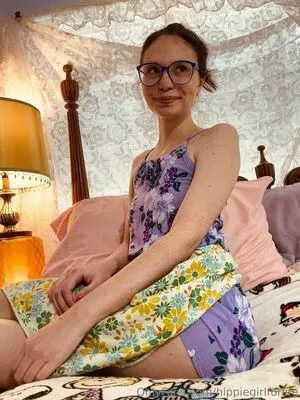 Hippiegirlforlife OnlyFans Leaked Free Thumbnail Picture - #fuvelgdm7q