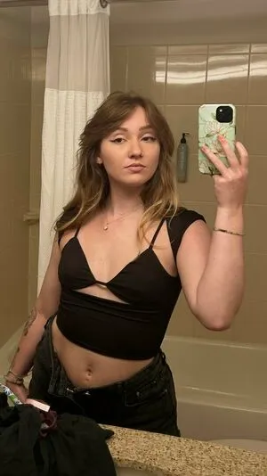 Hiraethrl OnlyFans Leaked Free Thumbnail Picture - #OJcWG9M6T3