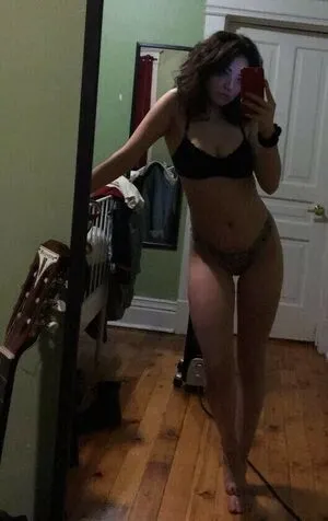 Hitchhikercourtney OnlyFans Leaked Free Thumbnail Picture - #f1BgxcGgdJ