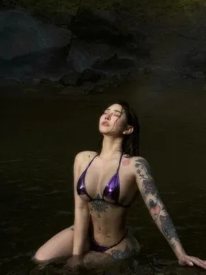 Hitomi Songyuxin OnlyFans Leaked Free Thumbnail Picture - #0UP56C5YDQ