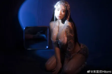 Hitomi Songyuxin OnlyFans Leaked Free Thumbnail Picture - #8F2AyrNoFH