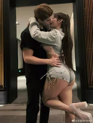 Hitomi Songyuxin OnlyFans Leaked Free Thumbnail Picture - #DUZt9zZyrT