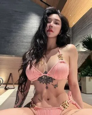 Hitomi Songyuxin OnlyFans Leaked Free Thumbnail Picture - #E0IlTjyqkJ
