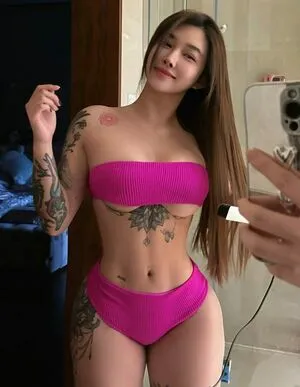 Hitomi Songyuxin OnlyFans Leaked Free Thumbnail Picture - #H6tlwouhv3