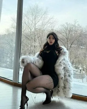 Hitomi Songyuxin OnlyFans Leaked Free Thumbnail Picture - #JWIPKZdODn