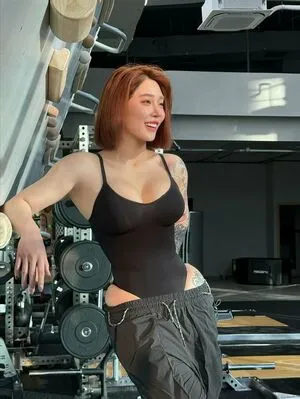 Hitomi Songyuxin OnlyFans Leaked Free Thumbnail Picture - #KpIddFBHqq