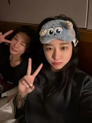 Hitomi Songyuxin OnlyFans Leaked Free Thumbnail Picture - #QehSeVMSu4