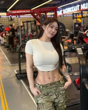 Hitomi Songyuxin OnlyFans Leaked Free Thumbnail Picture - #QqJ80RFAVz