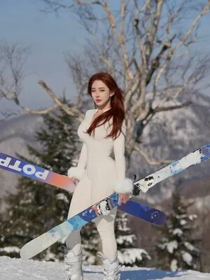 Hitomi Songyuxin OnlyFans Leaked Free Thumbnail Picture - #cJ9uEQteF2