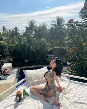Hitomi Songyuxin OnlyFans Leaked Free Thumbnail Picture - #etIfKgv8aO
