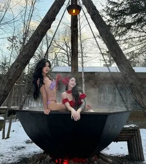 Hitomi Songyuxin OnlyFans Leaked Free Thumbnail Picture - #gzGsdmmND5