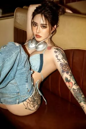 Hitomi Songyuxin OnlyFans Leaked Free Thumbnail Picture - #lSb6vqG2ZU