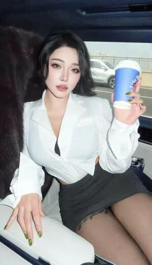 Hitomi Songyuxin OnlyFans Leaked Free Thumbnail Picture - #uU7Yo8qjEJ