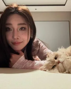 Hitomi Songyuxin OnlyFans Leaked Free Thumbnail Picture - #zovjhluxuP