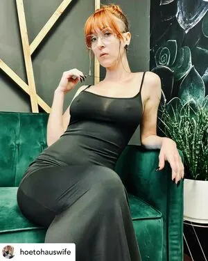 Hoetohauswife OnlyFans Leaked Free Thumbnail Picture - #PjICzlWAVs
