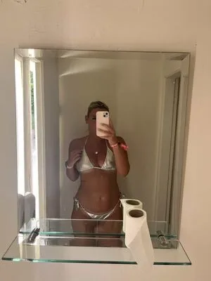 Hol Grace OnlyFans Leaked Free Thumbnail Picture - #8tykwos0fw