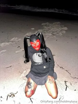 Holdmyluna OnlyFans Leaked Free Thumbnail Picture - #1AHgIFfEAQ