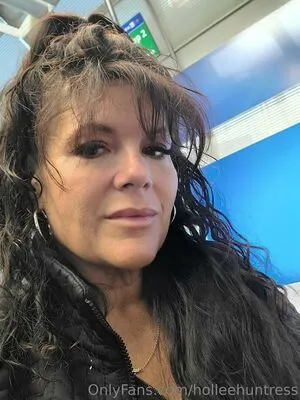 Hollee Huntress OnlyFans Leaked Free Thumbnail Picture - #ekEEecf2Go