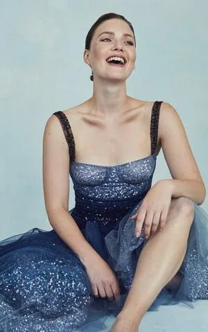 Holliday Grainger OnlyFans Leaked Free Thumbnail Picture - #xU2XXX7BQO