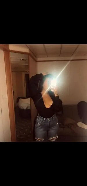 Hollie Jones OnlyFans Leaked Free Thumbnail Picture - #Ub1pi4QeTA