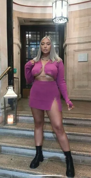 Hollie M Parsons OnlyFans Leaked Free Thumbnail Picture - #6ZYvjwaj0b