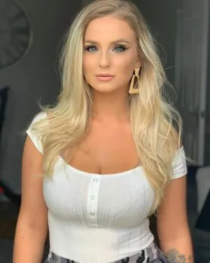 Hollie Sparrow OnlyFans Leaked Free Thumbnail Picture - #R6e5Ikf85o