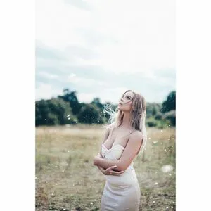 Hollie Sparrow OnlyFans Leaked Free Thumbnail Picture - #la793j9Ml1