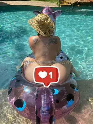 Hollieberryyyyyyy OnlyFans Leaked Free Thumbnail Picture - #A8q6OjLBfc