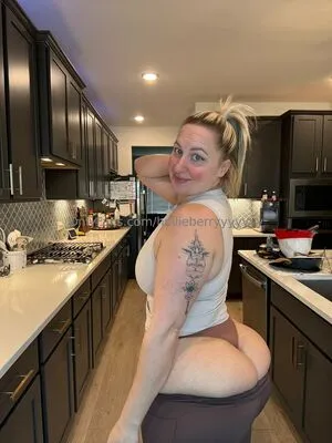 Hollieberryyyyyyy OnlyFans Leaked Free Thumbnail Picture - #xsIURtL0Bs