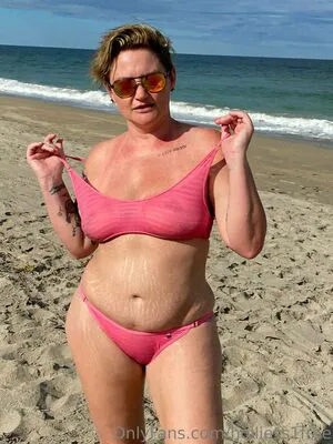 Holliess1free OnlyFans Leaked Free Thumbnail Picture - #h48J1UQ7Wl