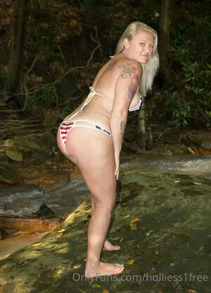 Holliess1free OnlyFans Leaked Free Thumbnail Picture - #uByldg4NQv