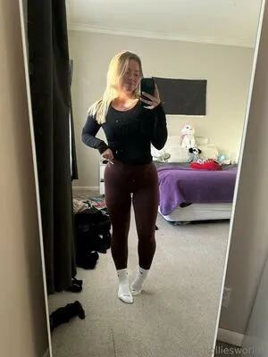 Holliesworldd OnlyFans Leaked Free Thumbnail Picture - #3YMCsgKDm7
