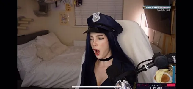 Hollsbeauti OnlyFans Leaked Free Thumbnail Picture - #3YrdslJomC