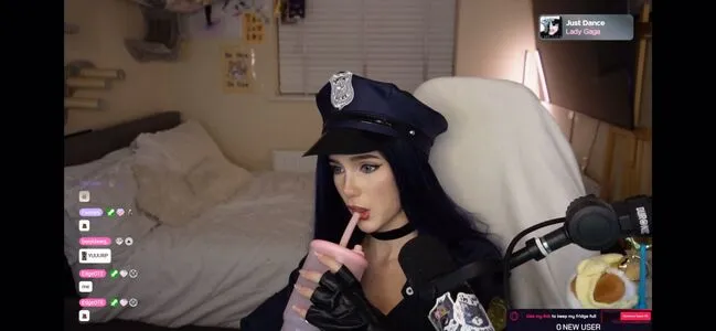 Hollsbeauti OnlyFans Leaked Free Thumbnail Picture - #5TJauRGm3G