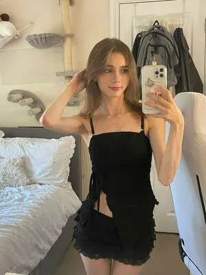 Hollsbeauti OnlyFans Leaked Free Thumbnail Picture - #AmCQHf0gC9