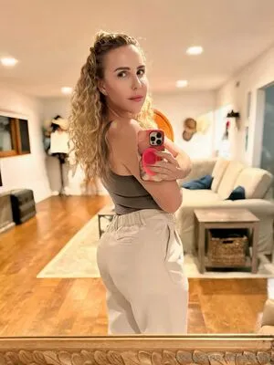 Holly OnlyFans Leaked Free Thumbnail Picture - #niY6pUesAR