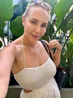Holly OnlyFans Leaked Free Thumbnail Picture - #vfFrlHT2C7