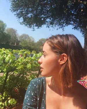 Holly Earl OnlyFans Leaked Free Thumbnail Picture - #AwlXu4oIAV