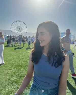 Holly Earl OnlyFans Leaked Free Thumbnail Picture - #JamnV0q6CA