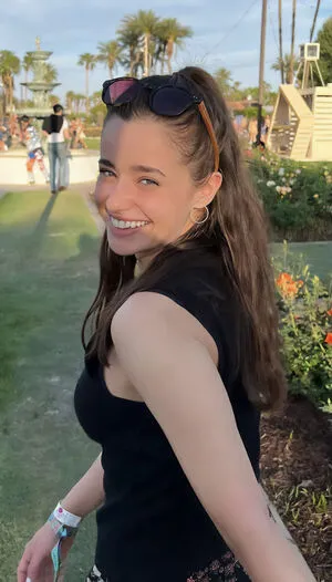 Holly Earl OnlyFans Leaked Free Thumbnail Picture - #t1Cap8pEQL
