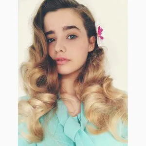 Holly Earl OnlyFans Leaked Free Thumbnail Picture - #wLLAY4PRFu