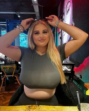 Holly Evans OnlyFans Leaked Free Thumbnail Picture - #0F5wWejTZY
