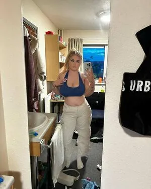 Holly Evans OnlyFans Leaked Free Thumbnail Picture - #oeLpJdmb0z