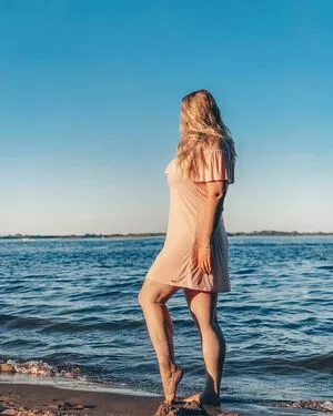 Holly Garner OnlyFans Leaked Free Thumbnail Picture - #3t1Igrctfg