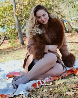 Holly Garner OnlyFans Leaked Free Thumbnail Picture - #975GftSGky