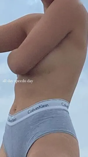 Holly Geddert OnlyFans Leaked Free Thumbnail Picture - #1LffAIyPDg