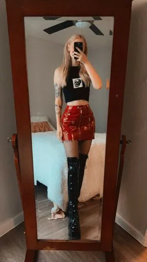 Holly Halen OnlyFans Leaked Free Thumbnail Picture - #cUoeM8KB2K