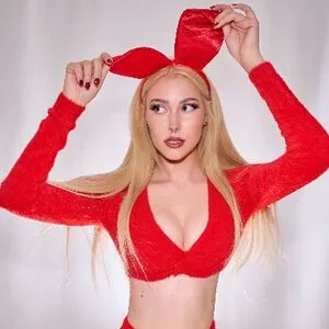 Holly Halen OnlyFans Leaked Free Thumbnail Picture - #r1viNndRF7
