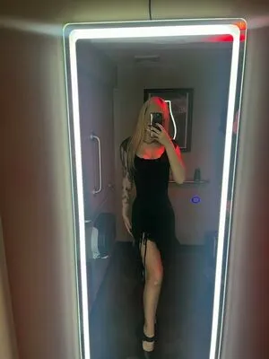 Holly Halen OnlyFans Leaked Free Thumbnail Picture - #wG5mepRmMo